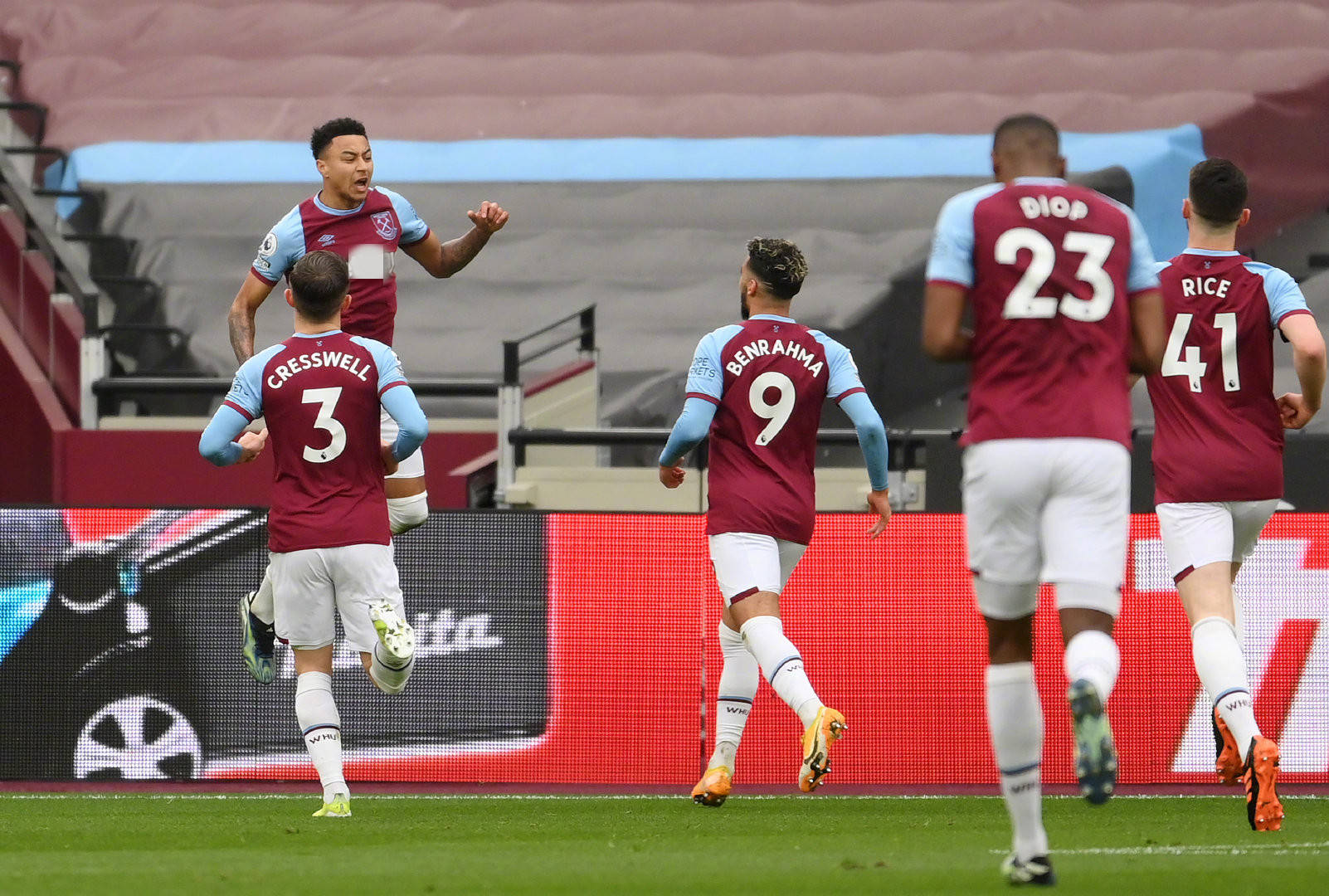 议的焦点 议的焦点