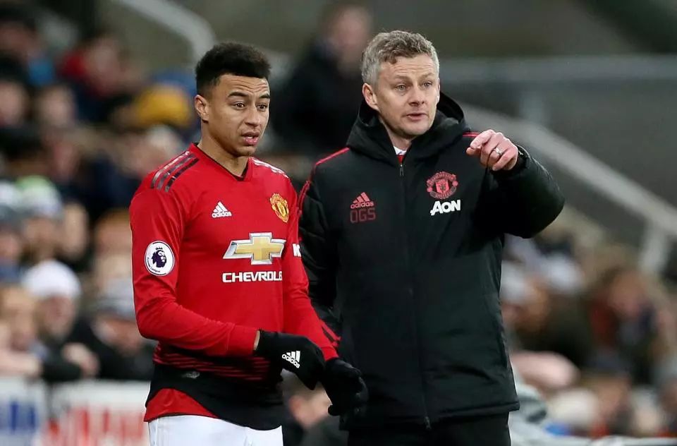 他更是更衣 他更是更衣